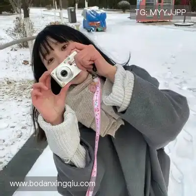 薛莺碧